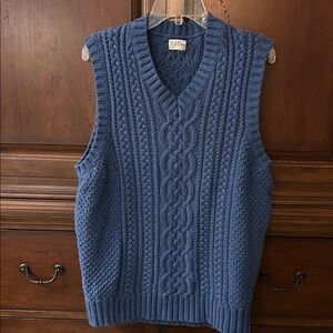 J. Crew Men's V-Neck Cable Cotton Knit Sweater Vest - Blue
